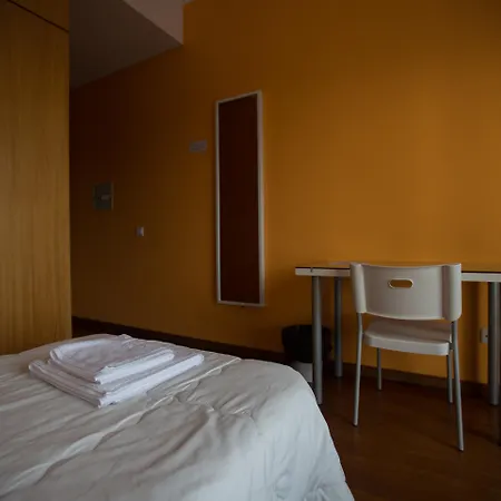 Hostal Hi - De Juventude *