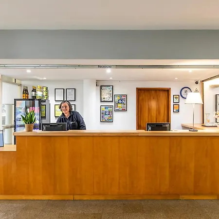 Hi - De Juventude Hostel *