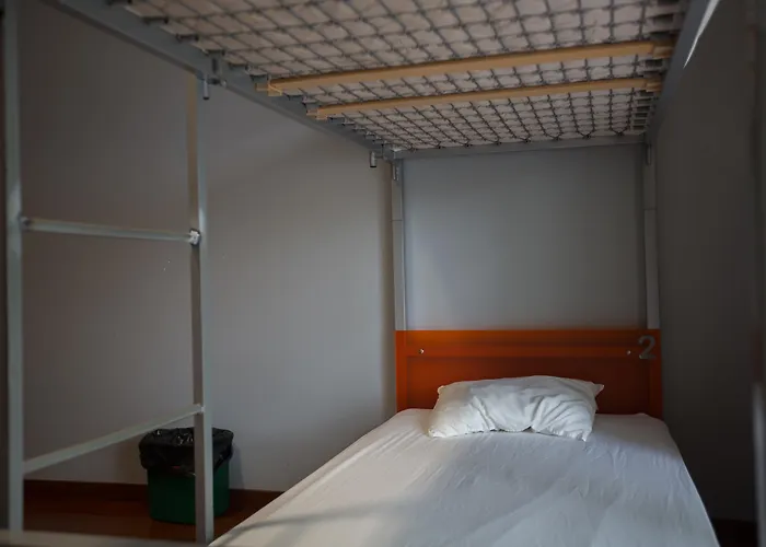 Hostal Hi - De Juventude