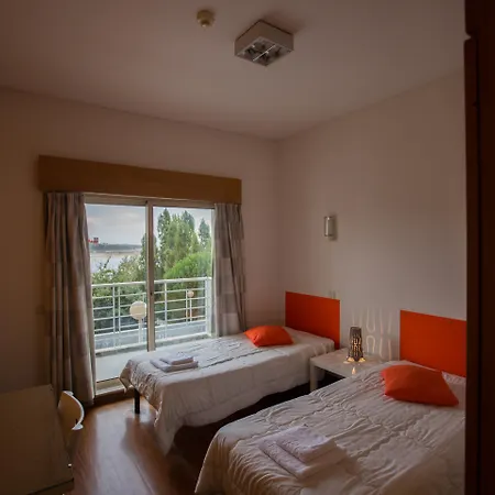 Hi - De Juventude Hostel *